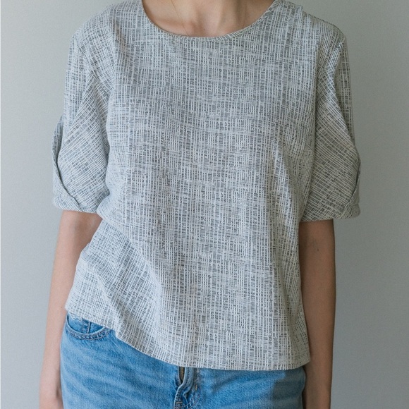 Banana Republic Gray Boxy 3/4 Sleeve Blouse - Picture 1 of 8